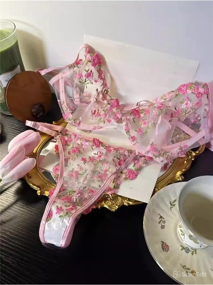Conjunto de Lencería Rose Blossom Sheer